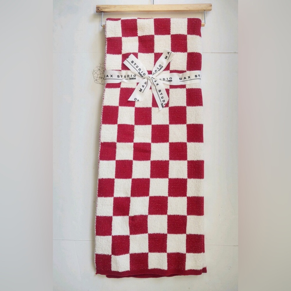 MAX STUDIO Decorative Blanket Throw - Checkered Red/White -Made in India